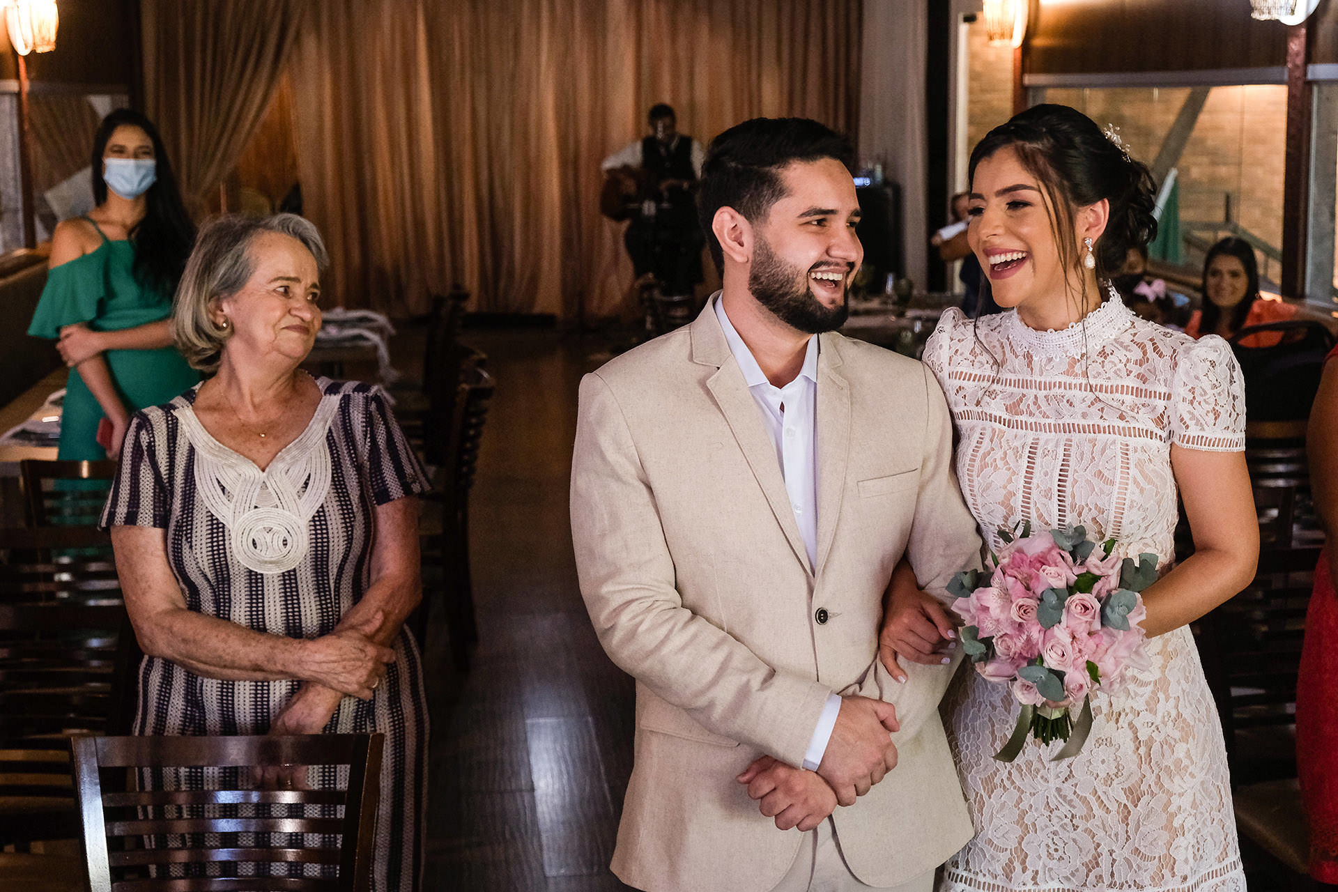 Foto Casamento Civil, Laís & Vantuir - Imagem 8