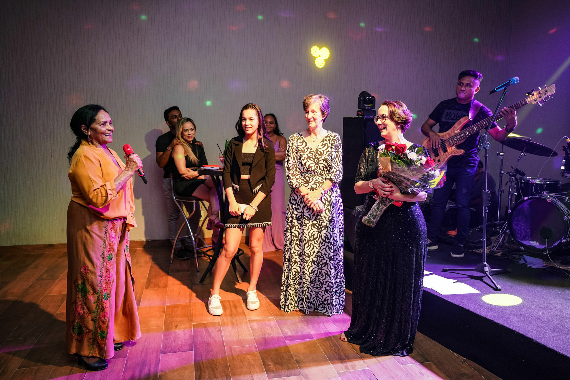 Foto Uma Jornada de Emoções: Os 50 Anos da Belly, Espaço Kazara, Palmas-TO Foto Uma Jornada de Emoções: Os 50 Anos da Belly, Espaço Kazara, Palmas-TO - Imagem 47