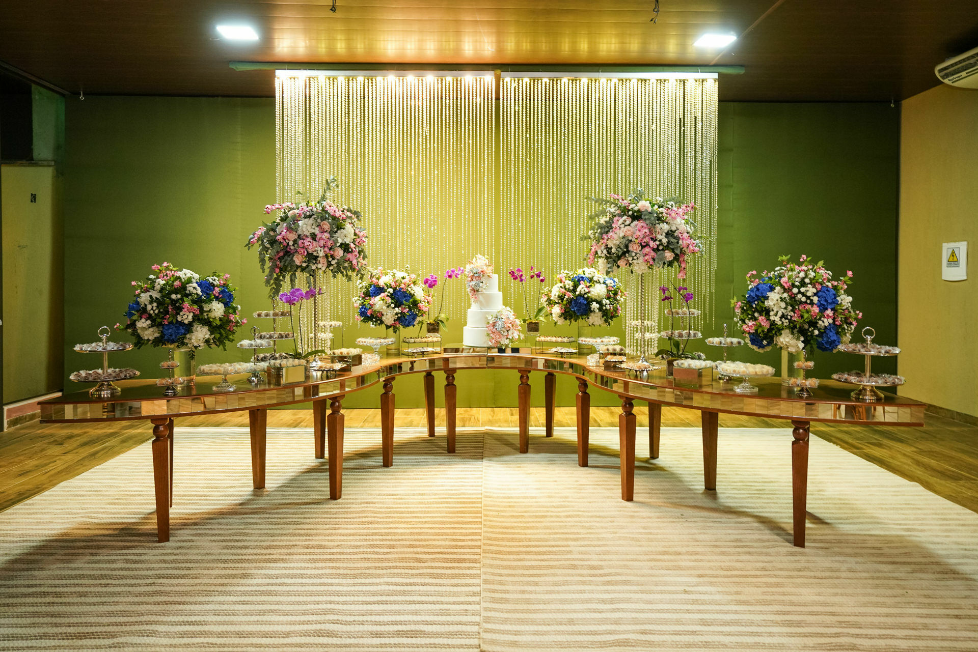 Foto Uma Jornada de Emoções: Os 50 Anos da Belly, Espaço Kazara, Palmas-TO Foto Uma Jornada de Emoções: Os 50 Anos da Belly, Espaço Kazara, Palmas-TO - Imagem 1