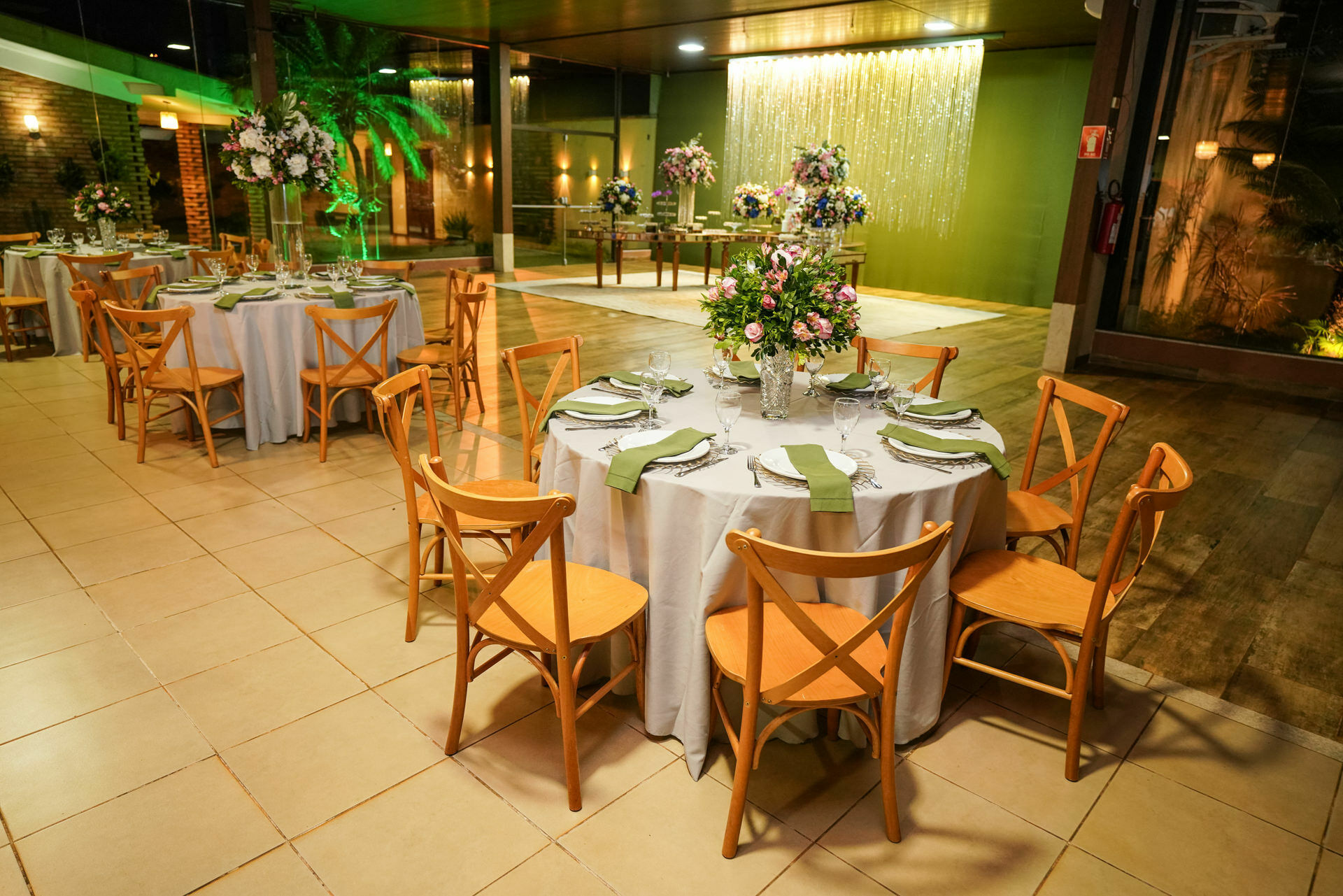 Foto Uma Jornada de Emoções: Os 50 Anos da Belly, Espaço Kazara, Palmas-TO Foto Uma Jornada de Emoções: Os 50 Anos da Belly, Espaço Kazara, Palmas-TO - Imagem 0